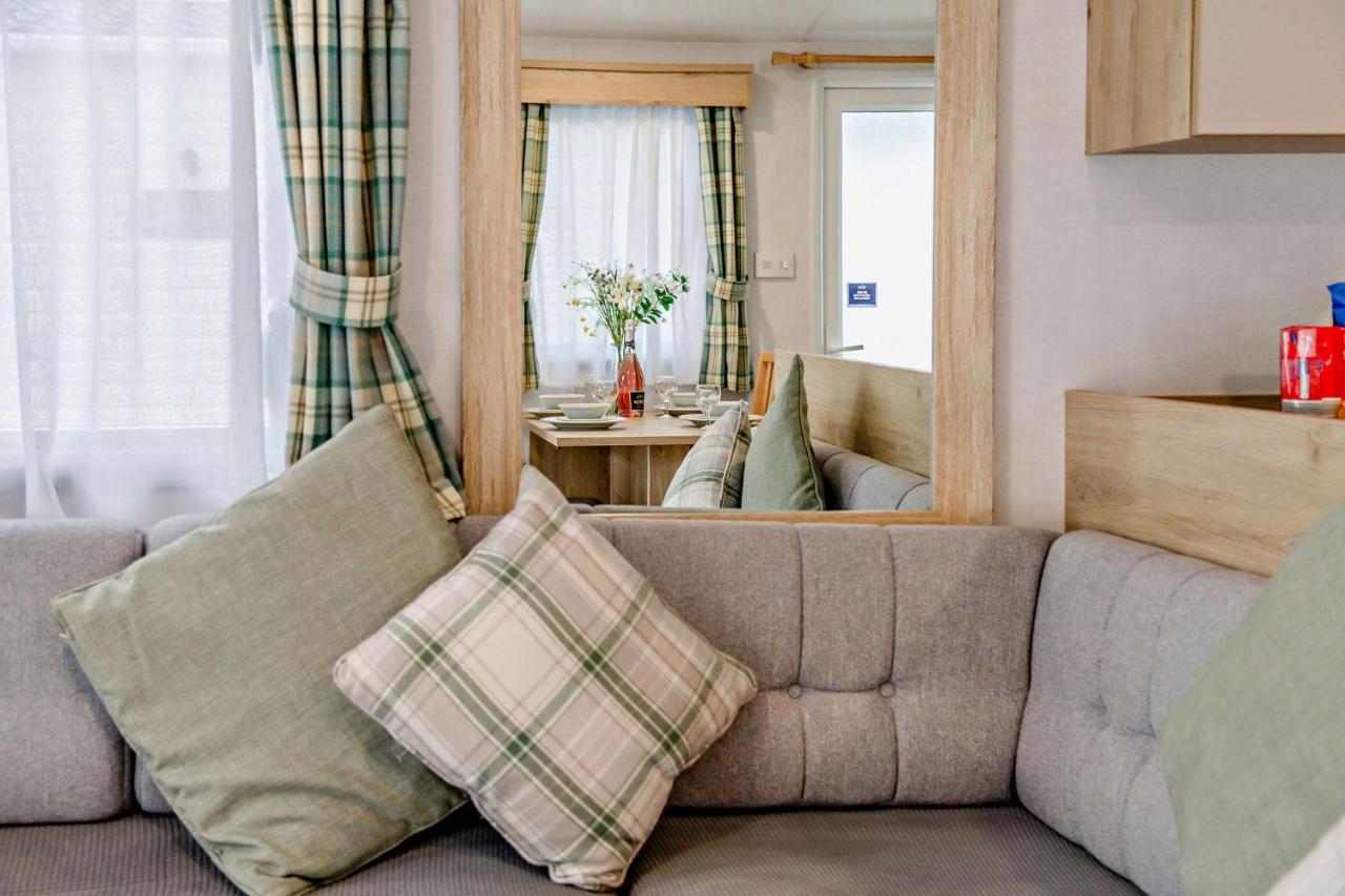 Sea La Vie Lodge, Rockley Park Holiday Park, Poole, Dorset Eksteriør bilde